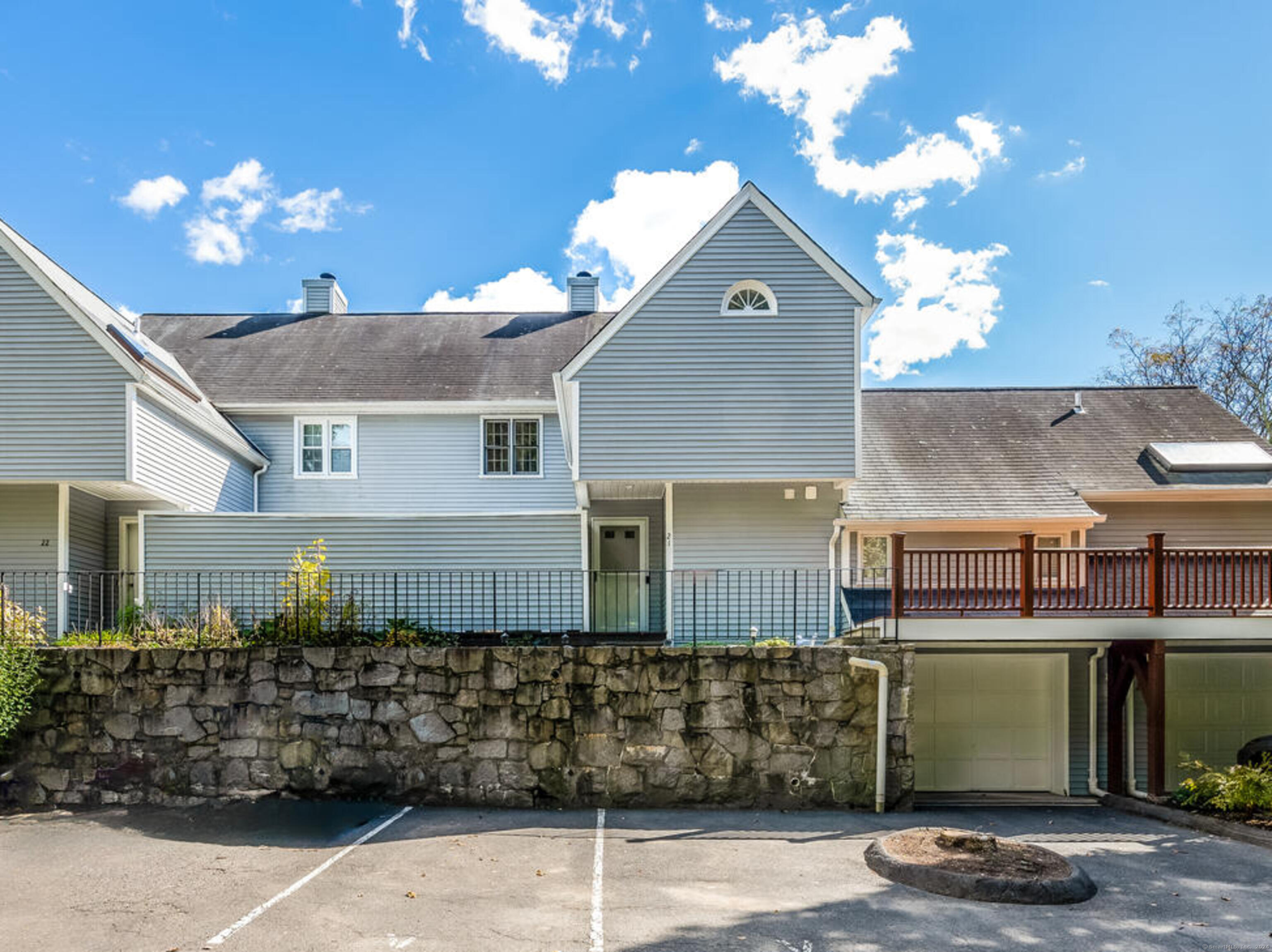 21 Wilton Crest, Wilton, Connecticut photo 1