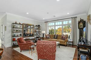 77 Sunset Lane, Unit 332