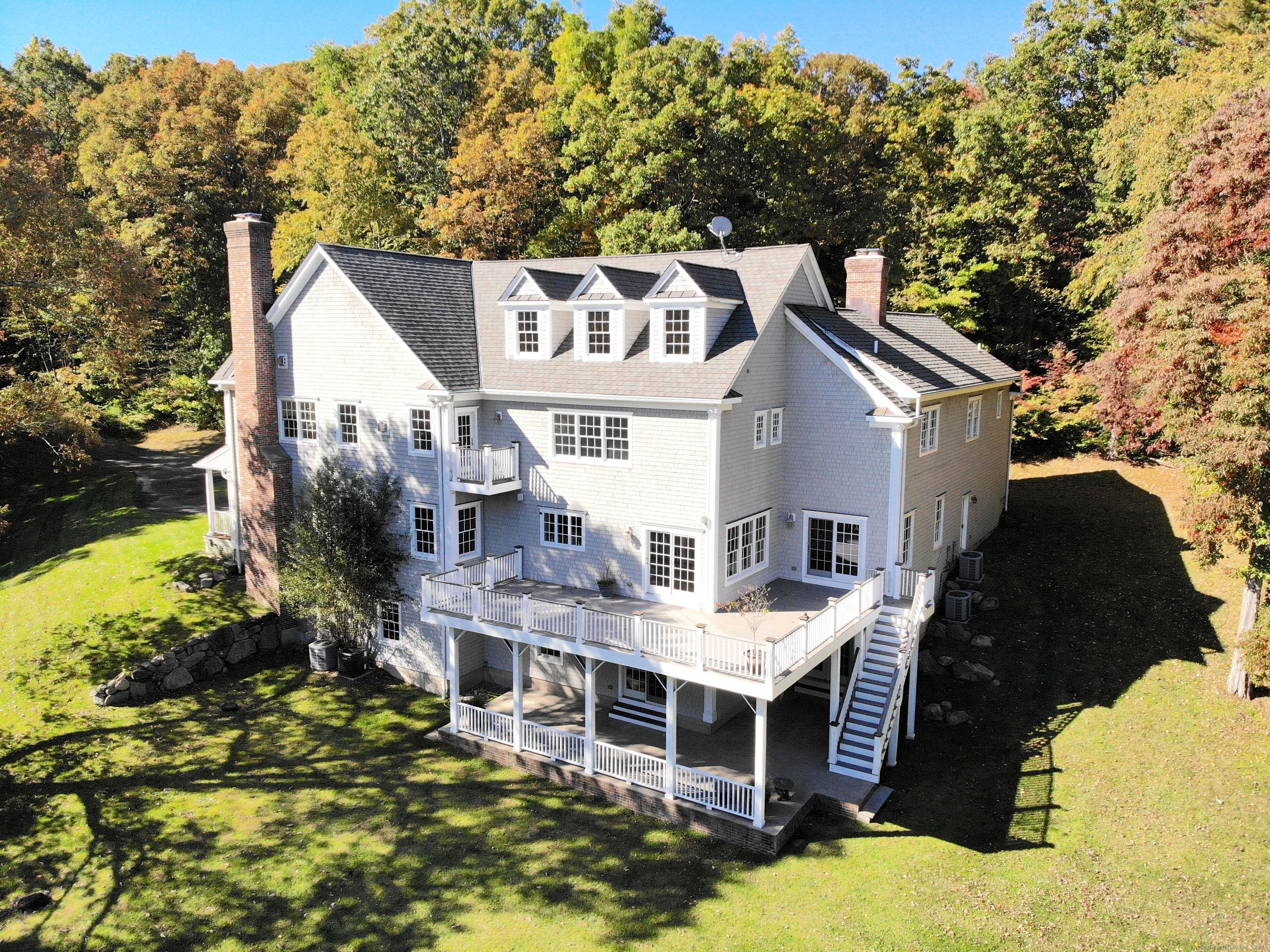 12 Comstock, Wilton, Connecticut 06897