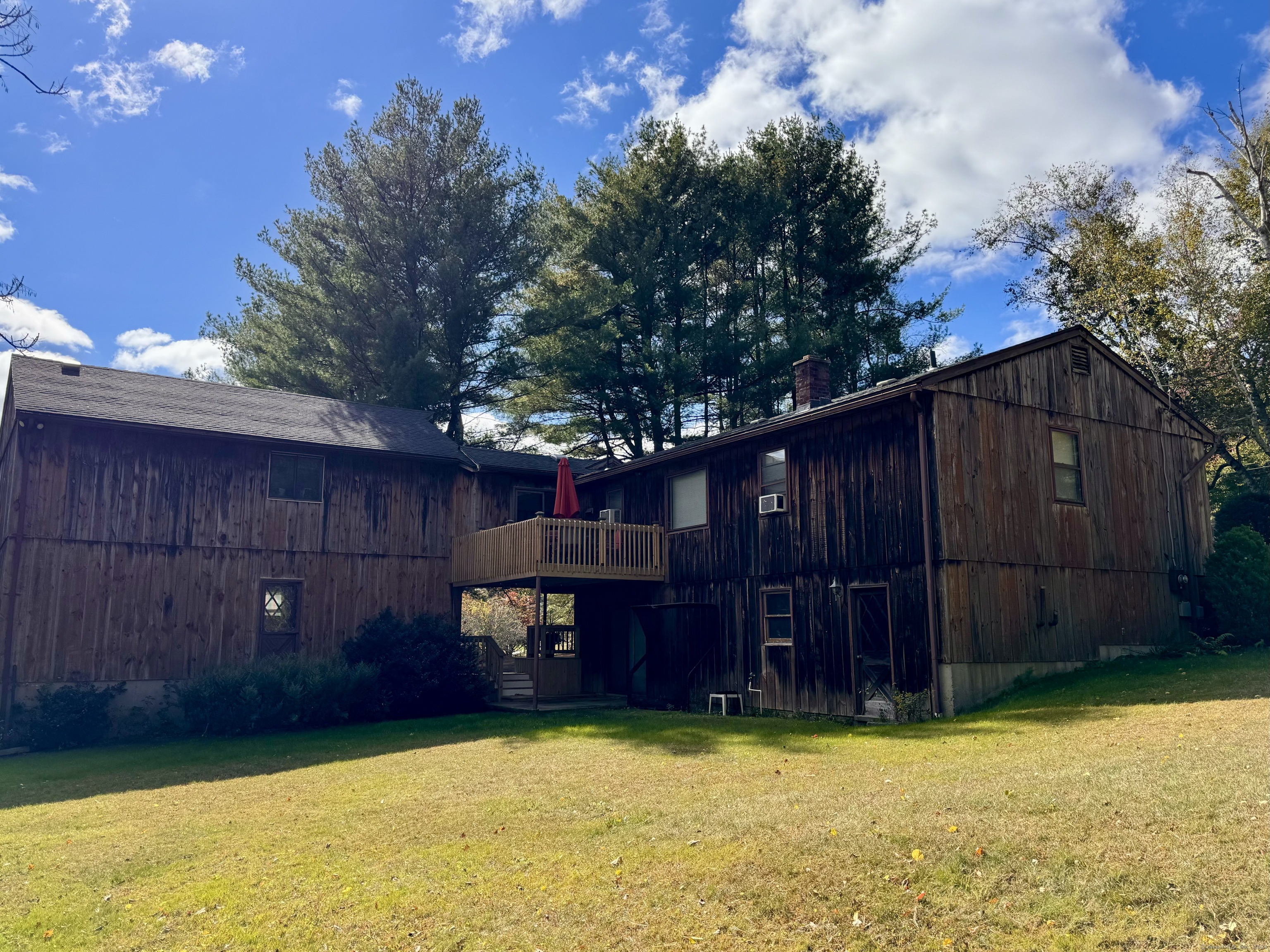 939 Hickory Hill, Thomaston, Connecticut 06787