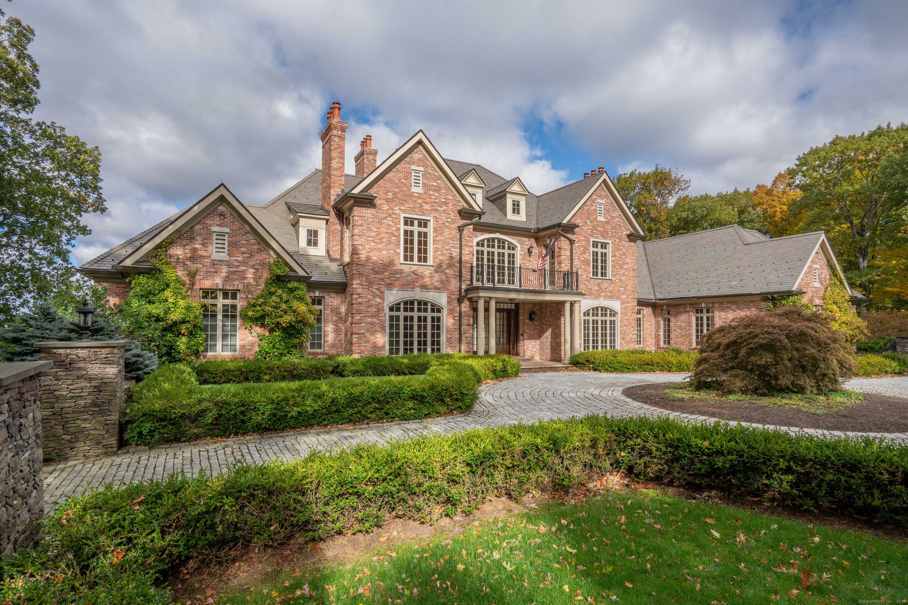 217 Deercliff Road Avon CT