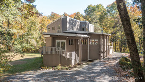 9 Tanglewood Lane