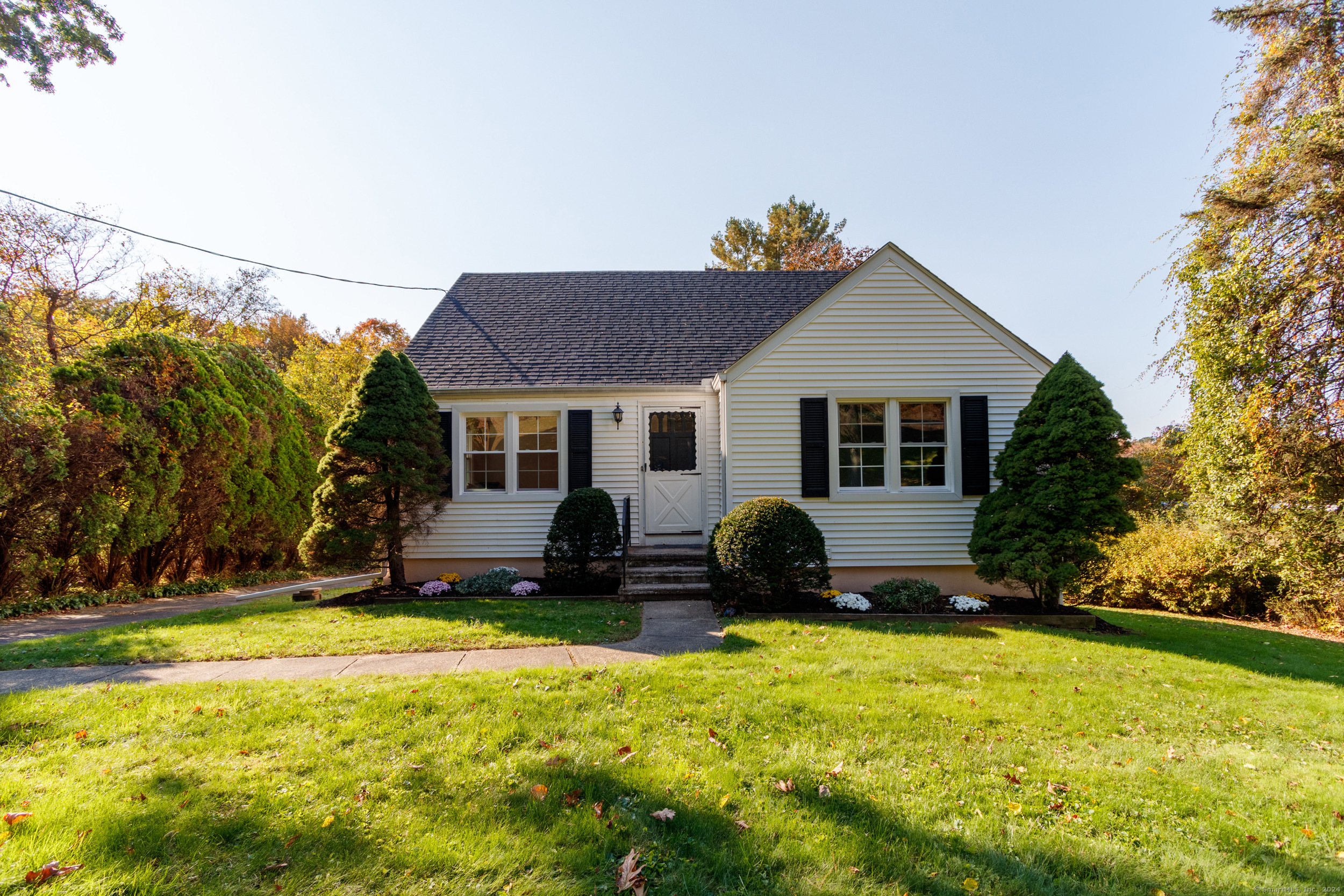 252 Parsonage Hill, North Branford, Connecticut 06472