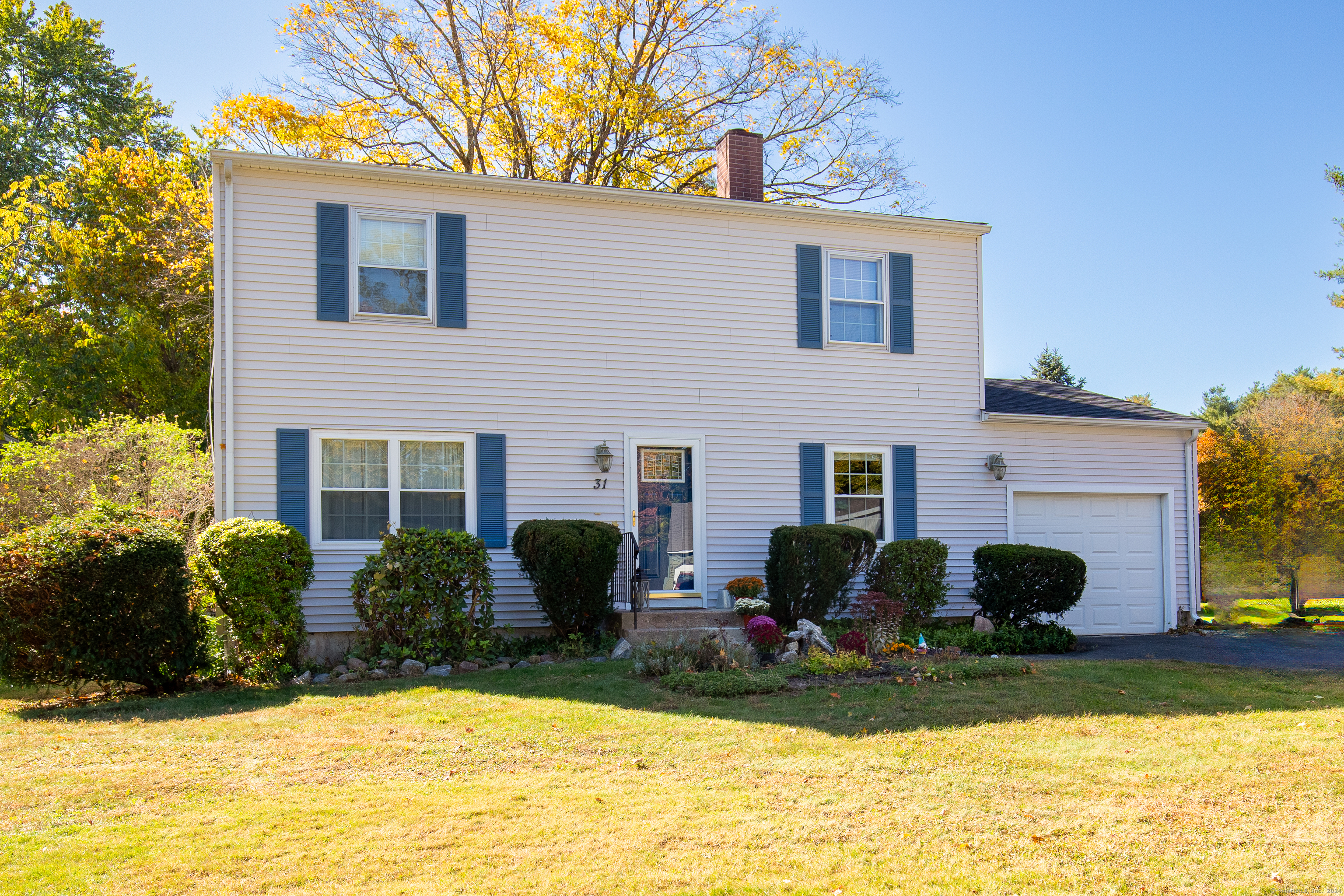 31 Simsbury Manor Drive Simsbury CT