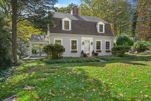 355 Center Road