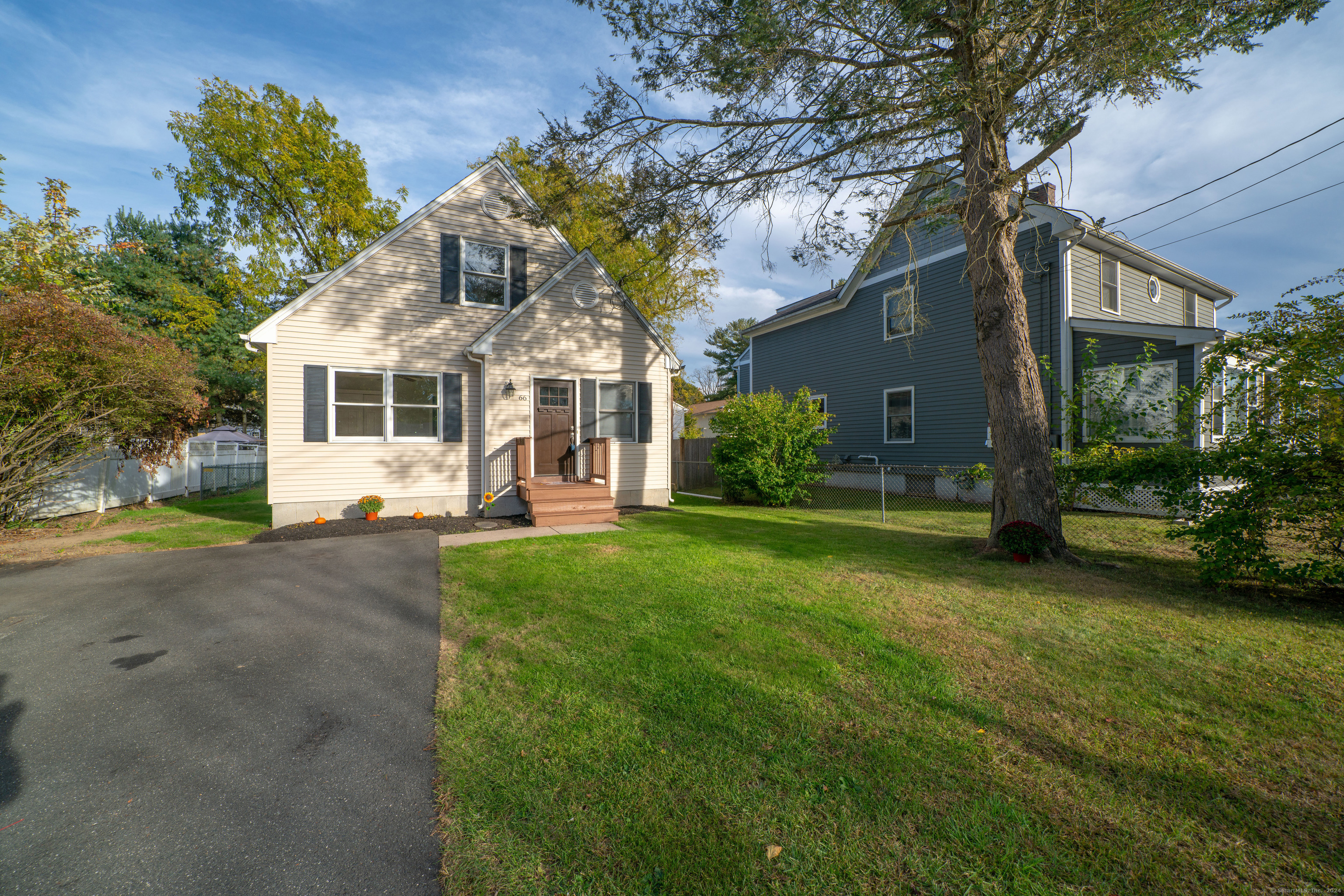 66 Cowan Street Suffield CT