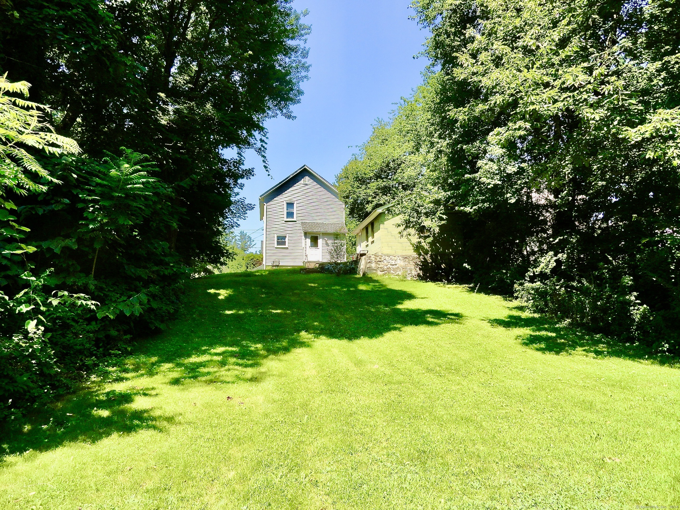 80 Red Mountain, Torrington, Connecticut 06790