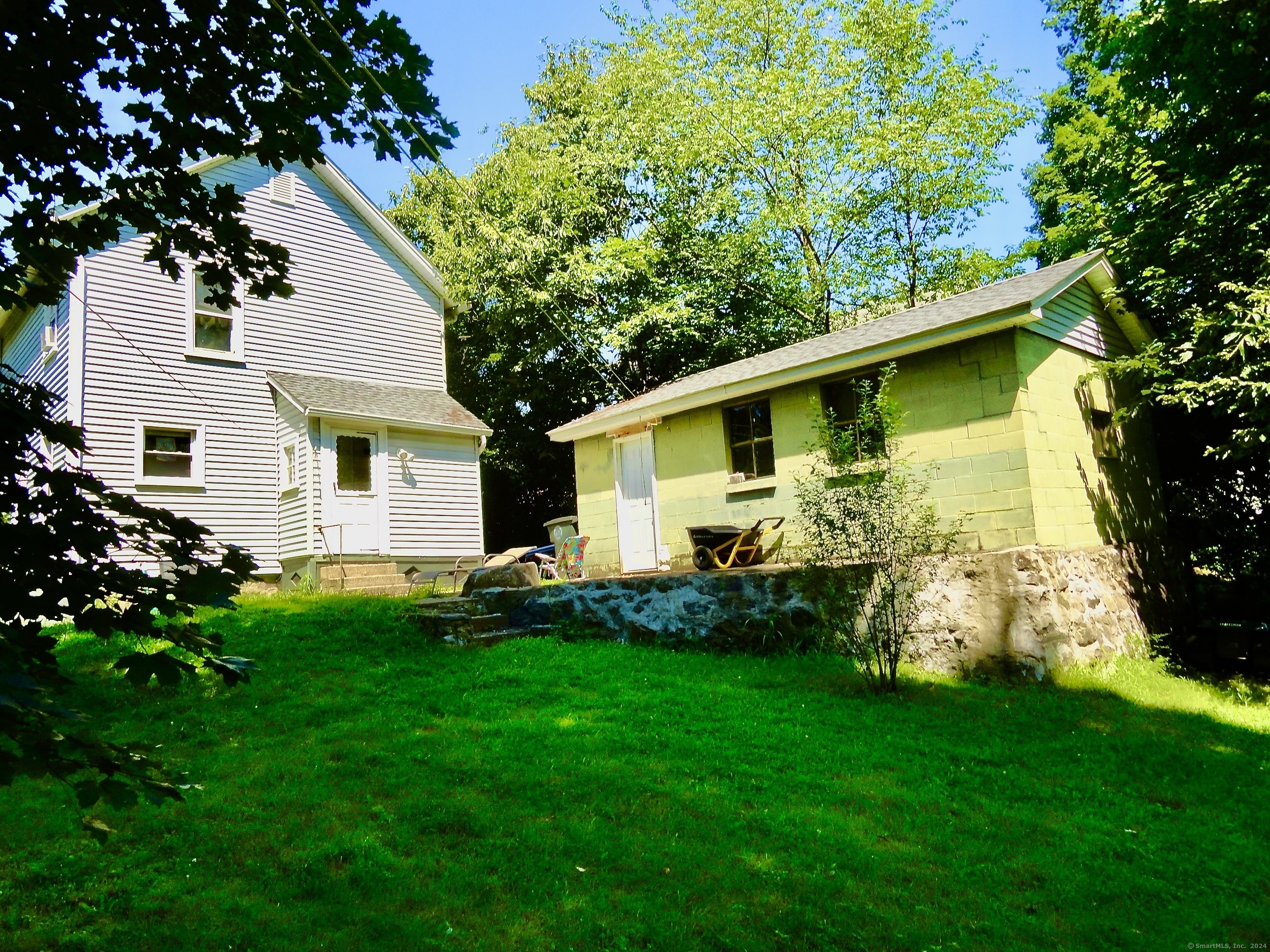 80 Red Mountain, Torrington, Connecticut 06790