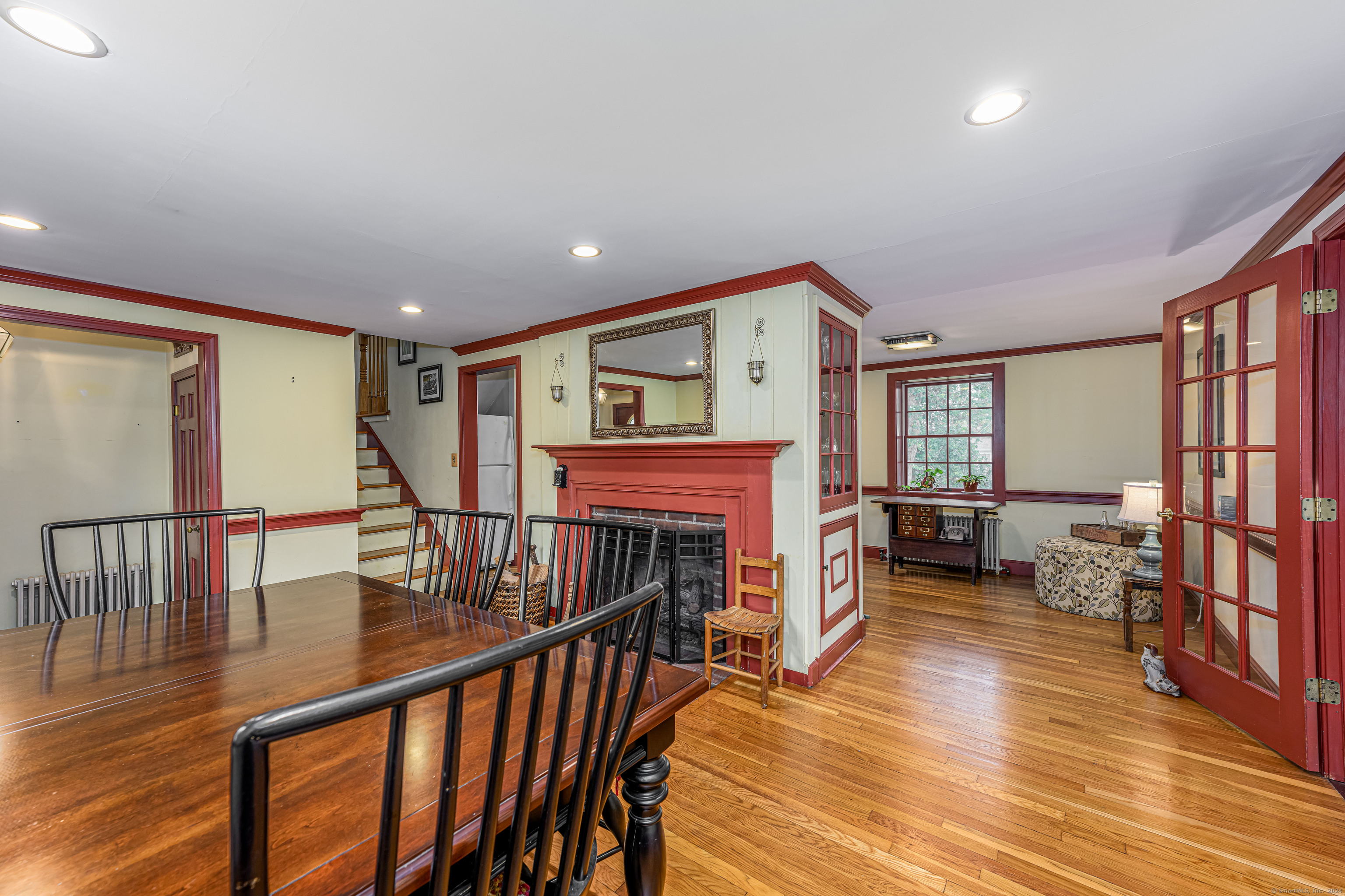 15 Side Hill, North Haven, Connecticut 06473