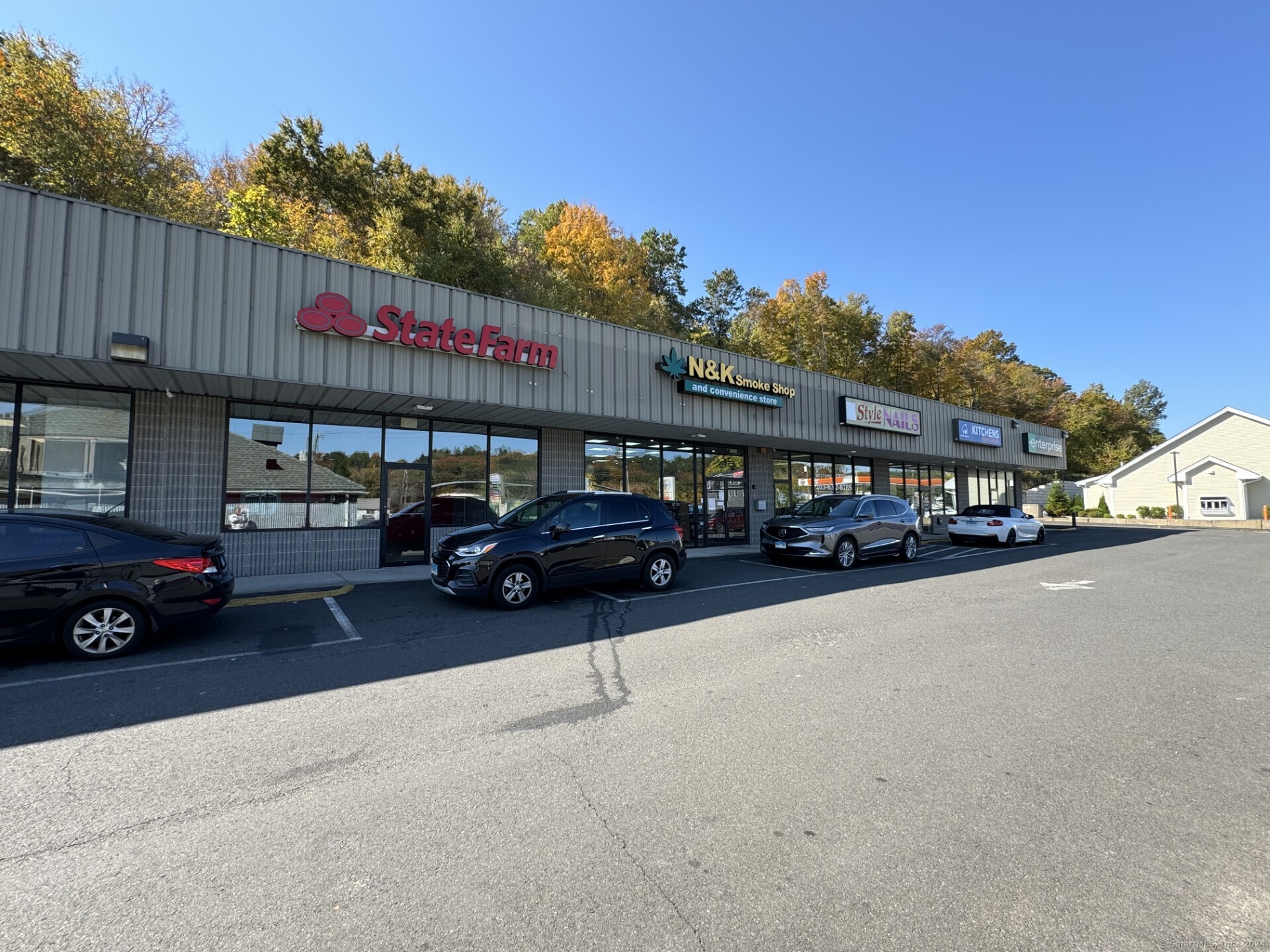 Store front with 1, 250 square feet. Good size shopping center in prime location. Available immediately.