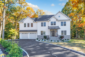 25 Hampton Road