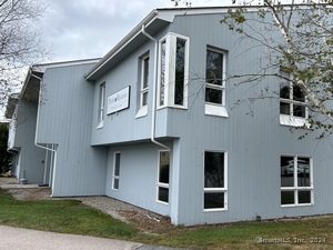 Homes for sale in New London, CT | 516 Vauxhall St, New London, CT 06320 | MLS# 24055490