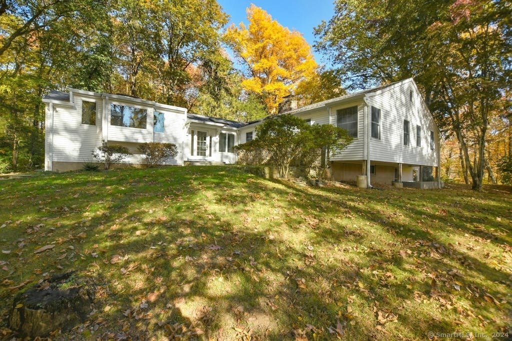 4 Aspetuck Lane Weston CT