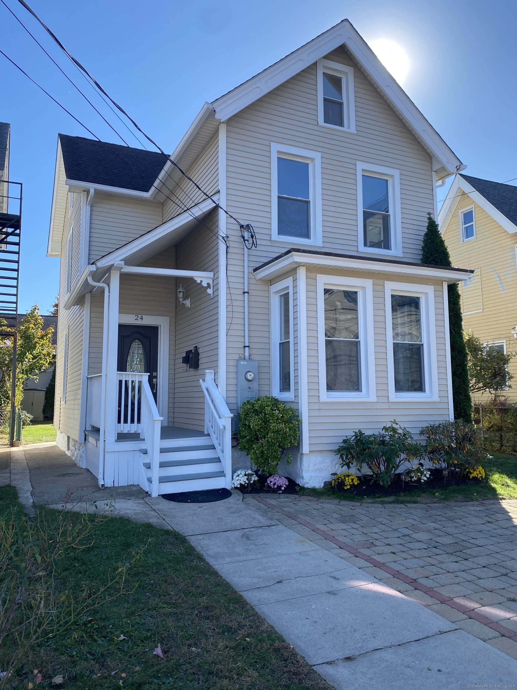 Beautifully renovated Colonial with three bedrooms and two full baths. The home features sun-drenched rooms and a finished attic. The spacious eat-in kitchen includes a center island, quartz countertops, updated stainless steel appliances, and a smart sink. Located in a desirable East Norwalk neighborhood, close to the train station, restaurants, and the beach. Don't miss this incredible opportunity! More photos coming Saturday, 10/26