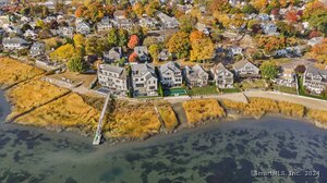 88 Shorefront Park