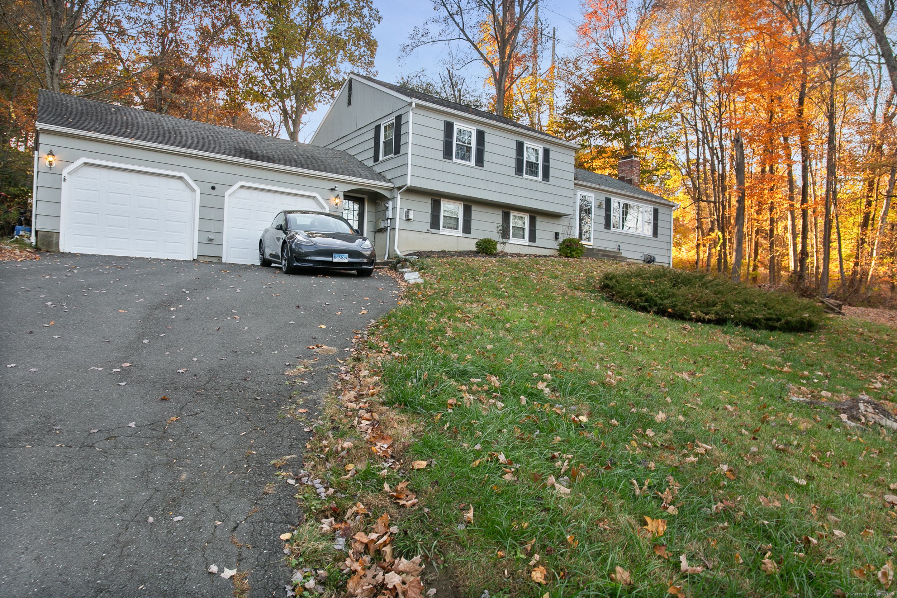 21 Chimney Drive Bethel CT