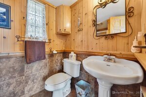 Homes for sale in Winchester, CT | 431 W Wakefield Blvd, Winchester, CT 06098 | MLS# 24042374