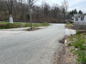 Homes for sale in Putnam, CT | 20 Bates Ave, Putnam, CT 06260 | MLS# 24055042