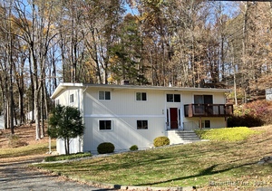 20 Hunting Ridge Road