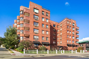 25 Elm Street, Unit APT 16