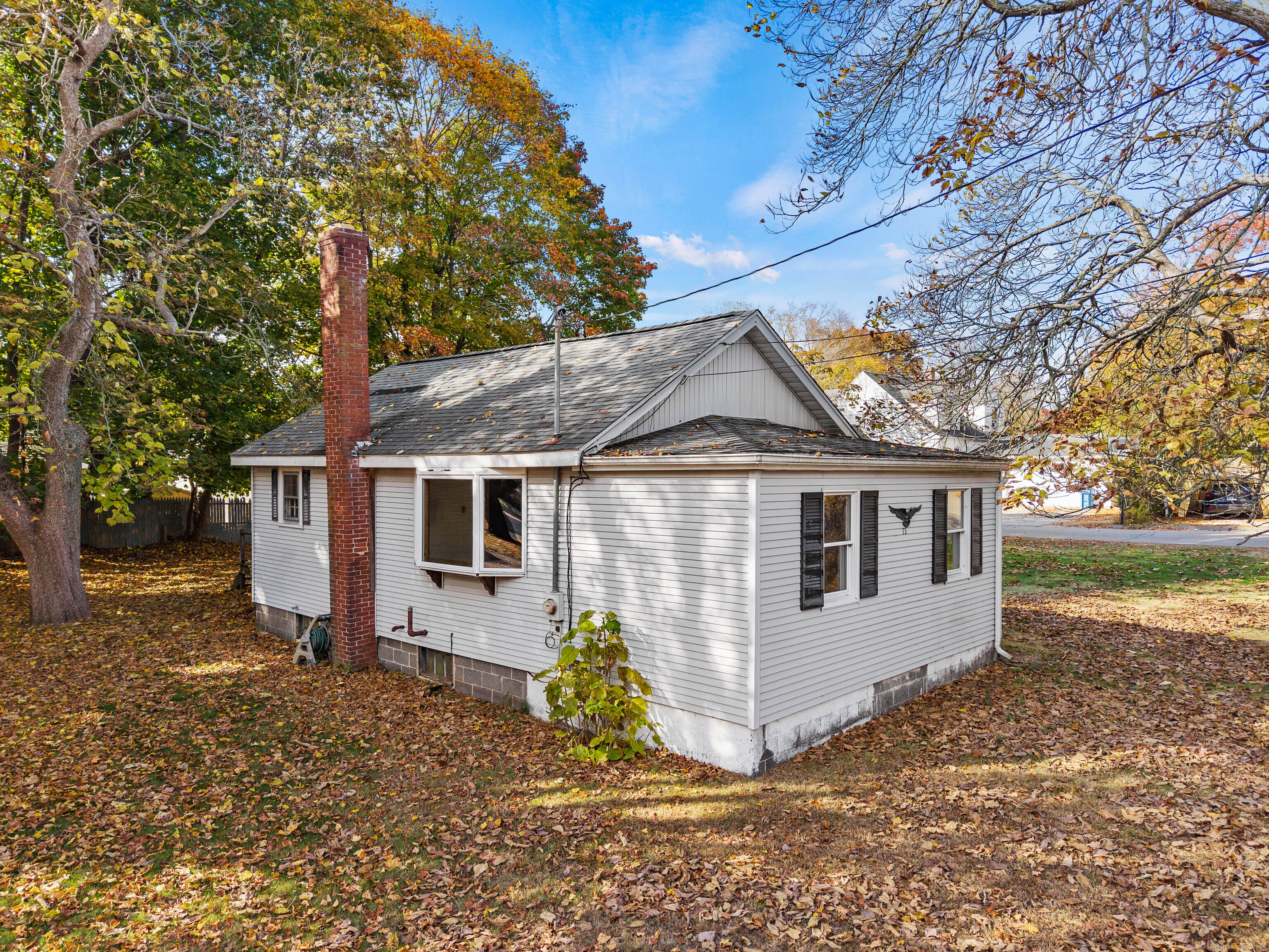 23 Beach Road Clinton CT