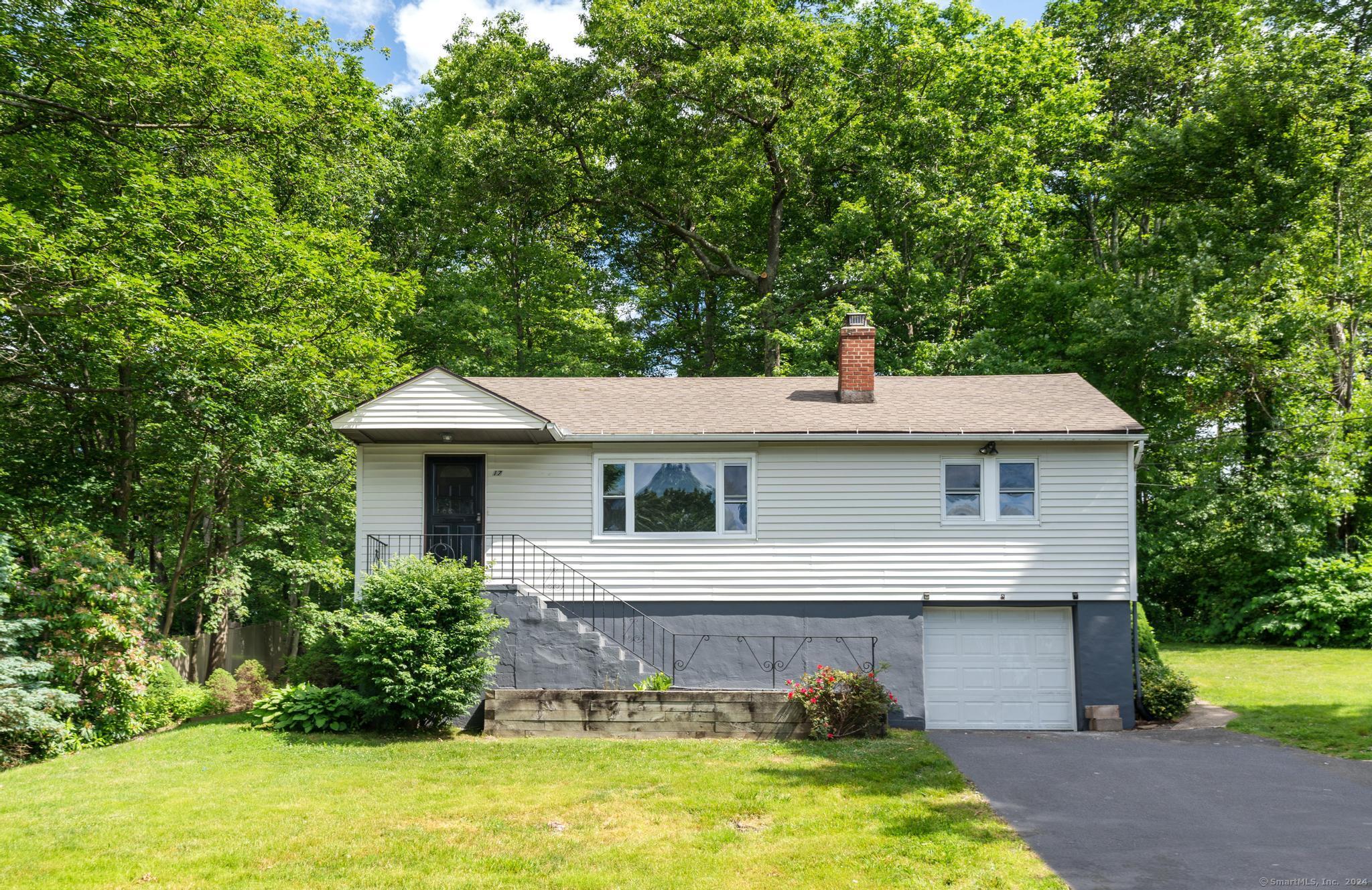 17 Janet Avenue Wolcott CT