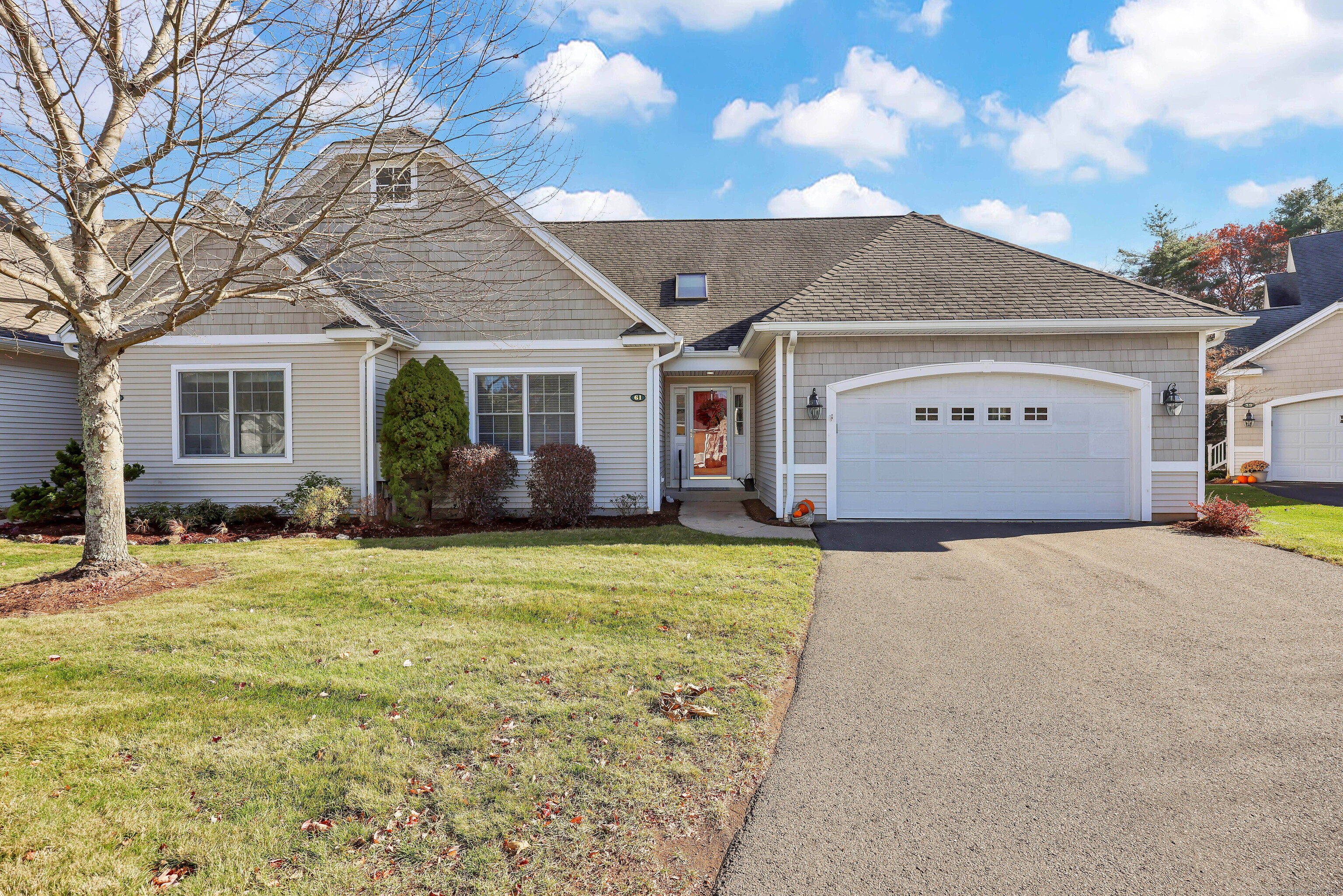 61 Hunt Glen Drive Granby CT