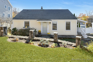 11 Strawberry Hill Road