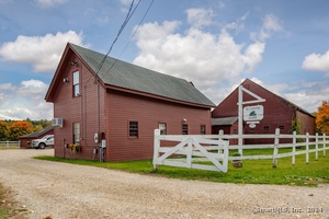 Homes for sale in Salisbury, CT | 10 N Beaver Dam Rd, Salisbury, CT 06068 | MLS# 24059706