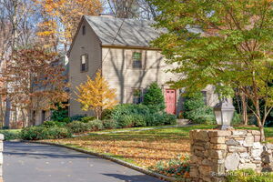 5 White Woods Lane