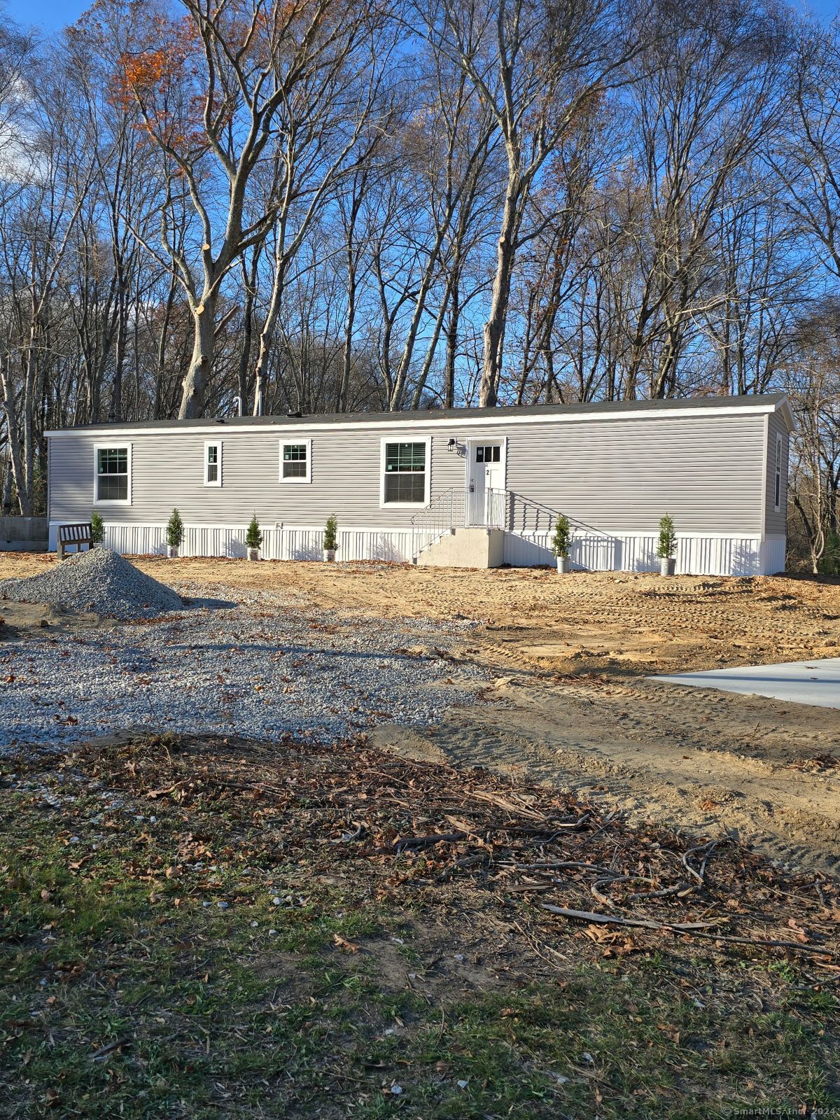 Welcome to Gales Ferry's newest manufactured obile home park. The brand new mobile home boasts 2 bedrooms and 2 full bathrooms with plenty of natural light flooding through the windows. There are stainless steel appliances in the kitchen. Enjoy the comfort and ease of one level living! Subject to park approval. Similar to be delivered end of December/beginning of January.