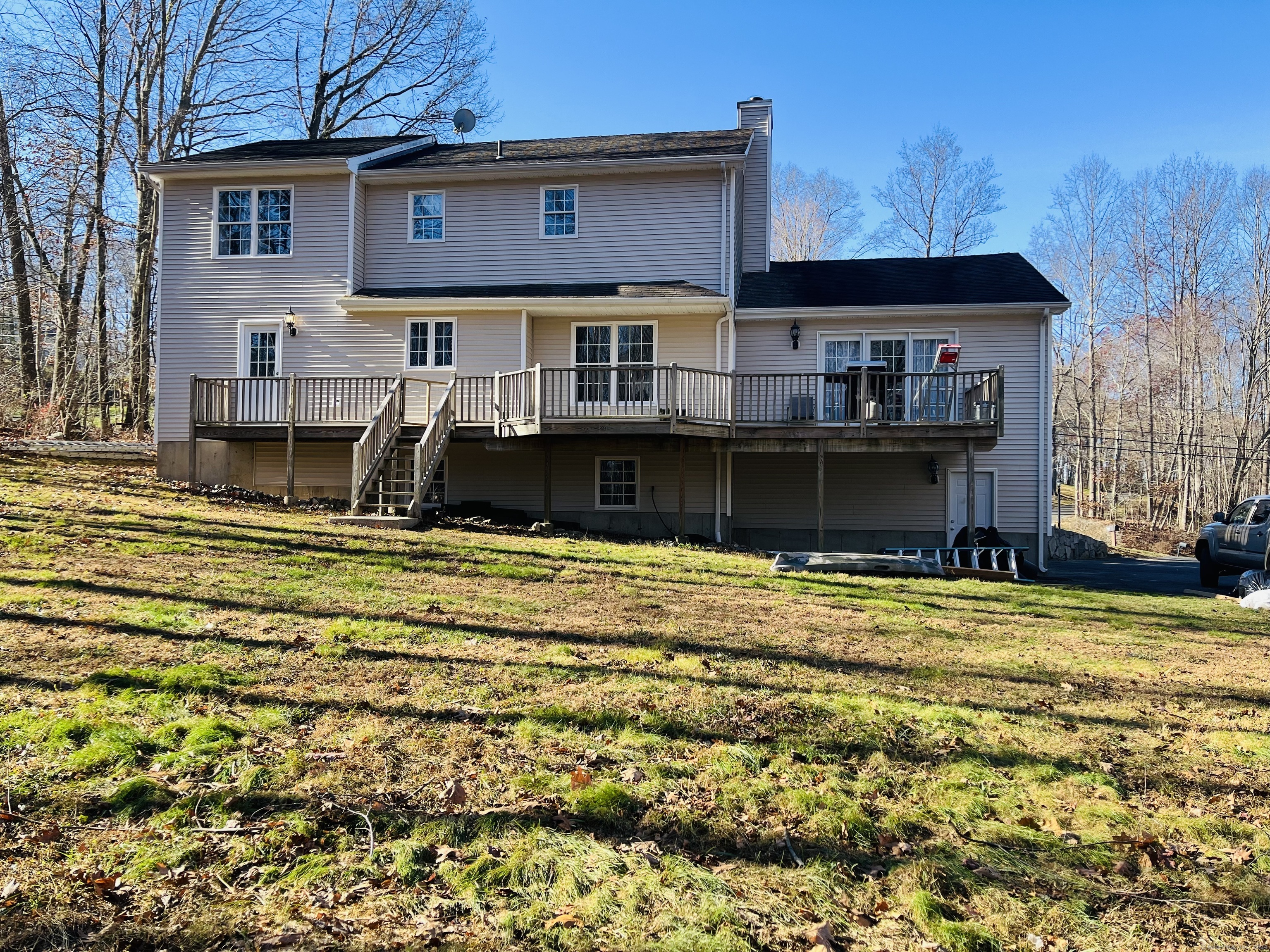 37 Oakcrest, Oxford, Connecticut 06478