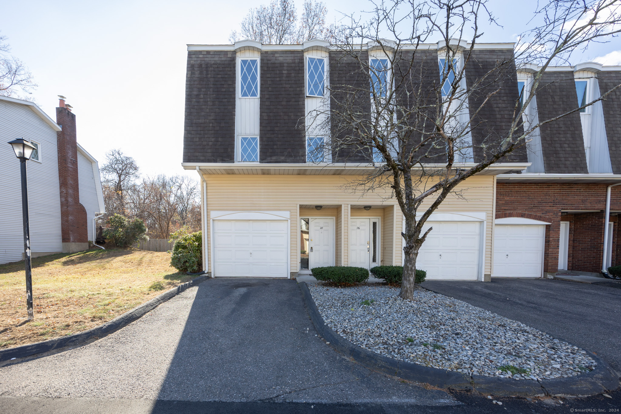 28 Northbrook Court East Hartford CT