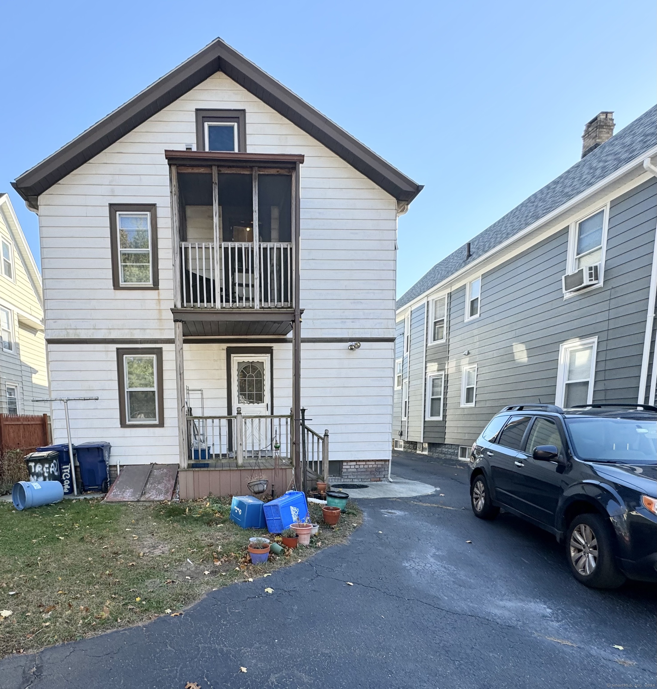 21 Treadwell, West Haven, Connecticut 06516