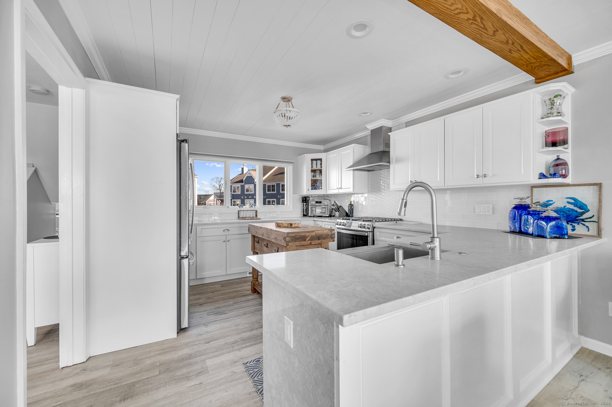 80 Cosey Beach, East Haven, Connecticut 06512