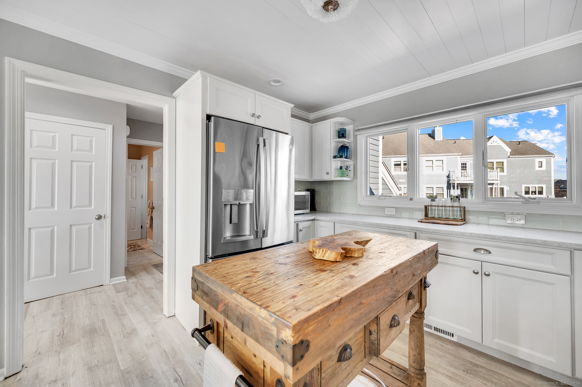 80 Cosey Beach, East Haven, Connecticut 06512