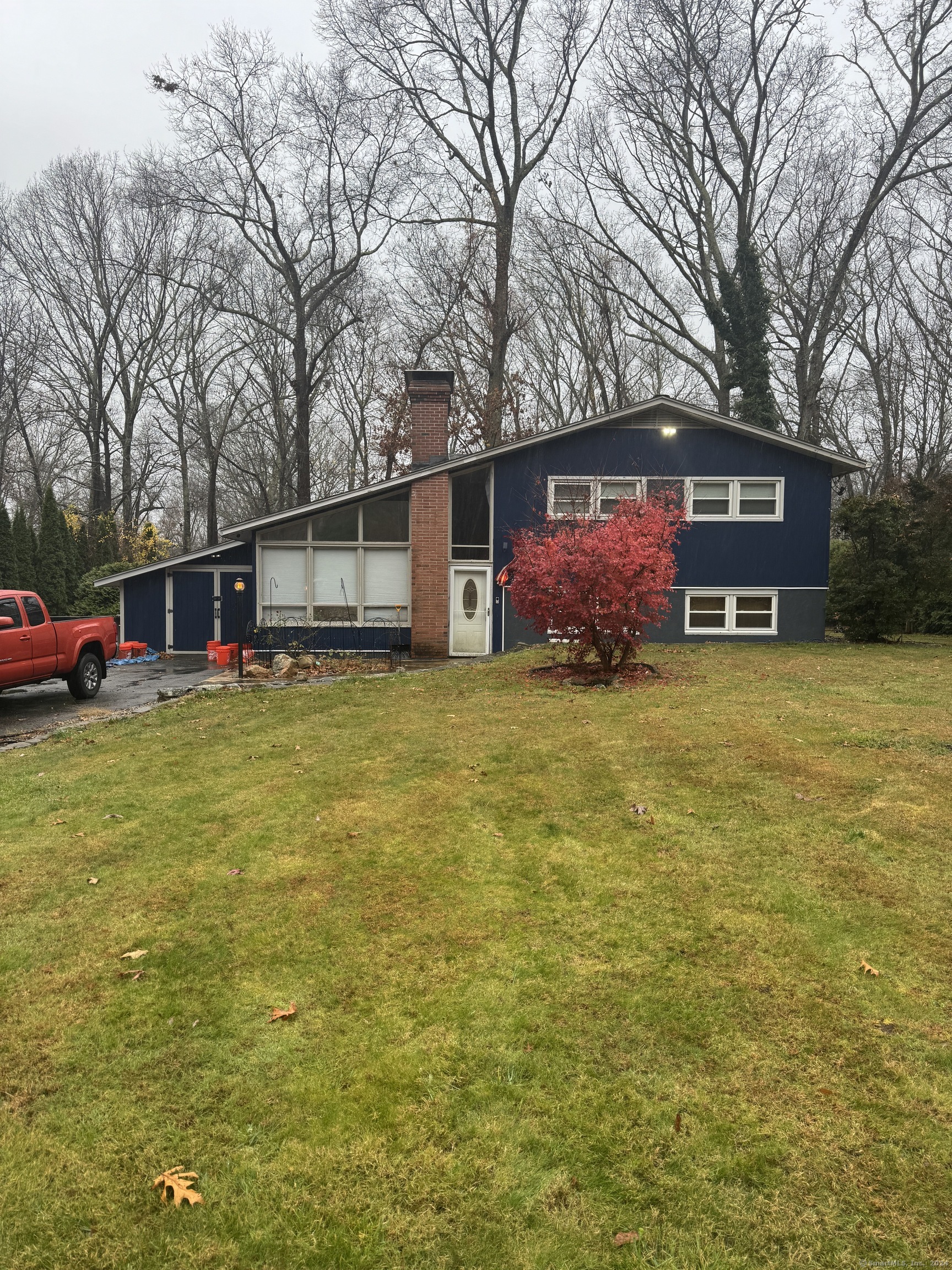 24 Glenwoods Road Ledyard CT