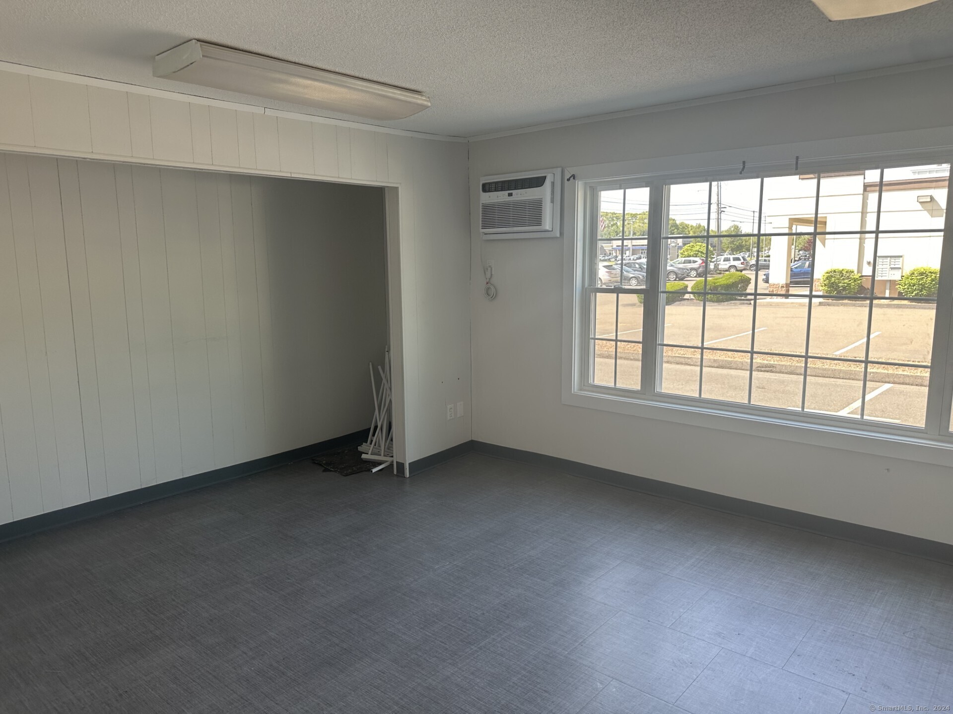 Homes for sale in North Haven, CT | 500 Washington Ave, North Haven, CT 06473 | MLS# 24063338