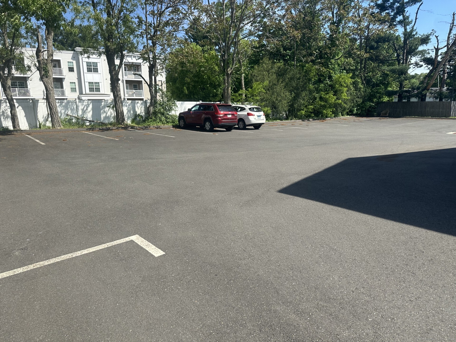 Homes for sale in North Haven, CT | 500 Washington Ave #3, North Haven, CT 06473 | MLS# 24063343