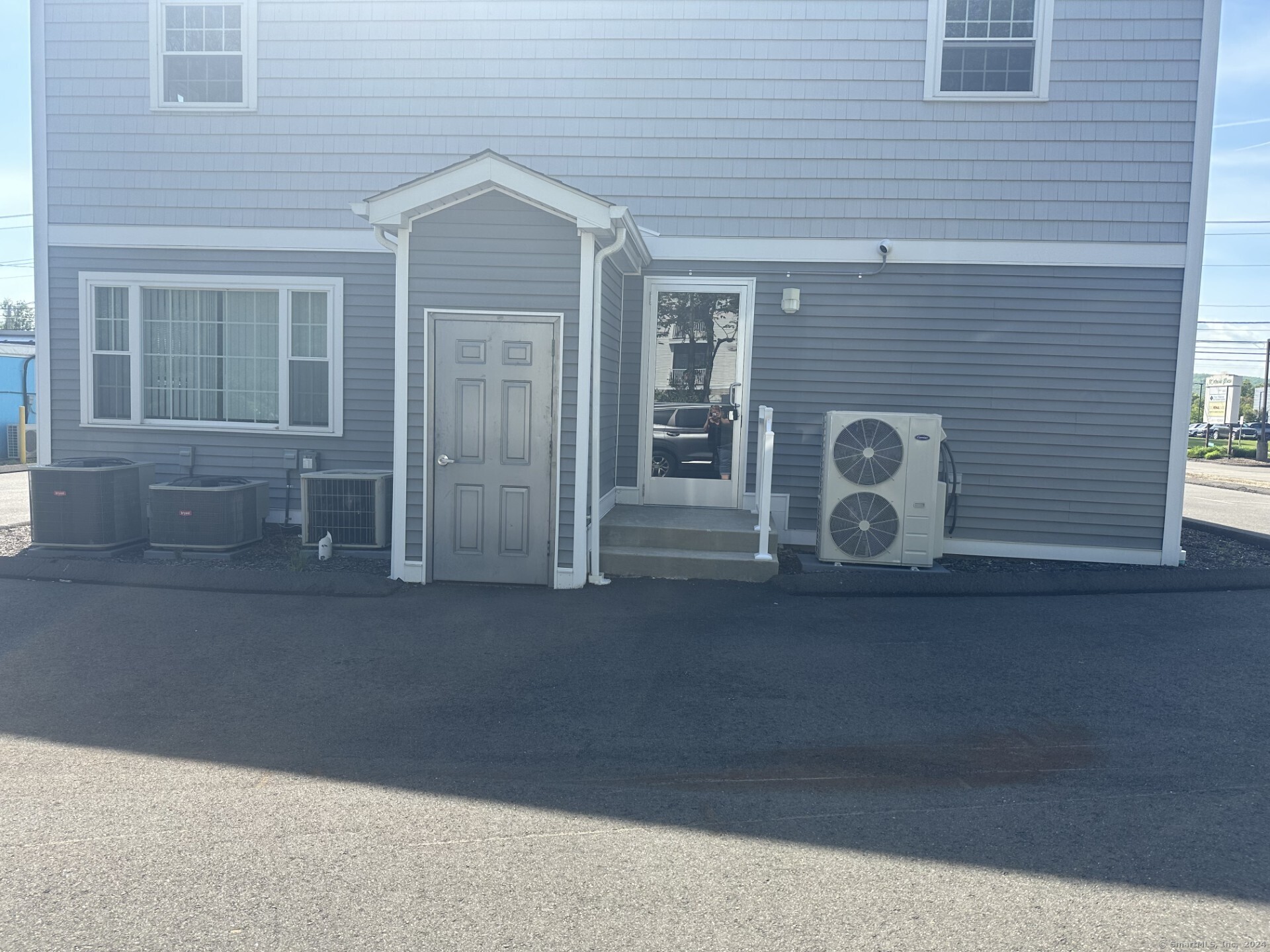 Homes for sale in North Haven, CT | 500 Washington Ave #Unit 4, North Haven, CT 06473 | MLS# 24063346