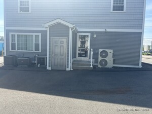 Homes for sale in North Haven, CT | 500 Washington Ave #3, North Haven, CT 06473 | MLS# 24063343