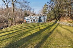 68 Saddle Hill Road
