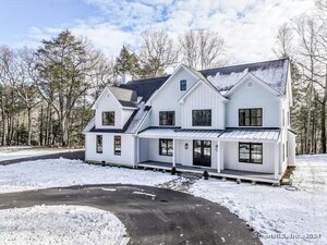 8A Farm Field Ridge Road