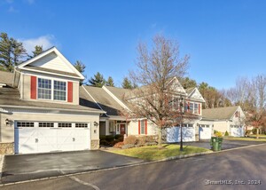 18 Watkins Drive, Unit 18
