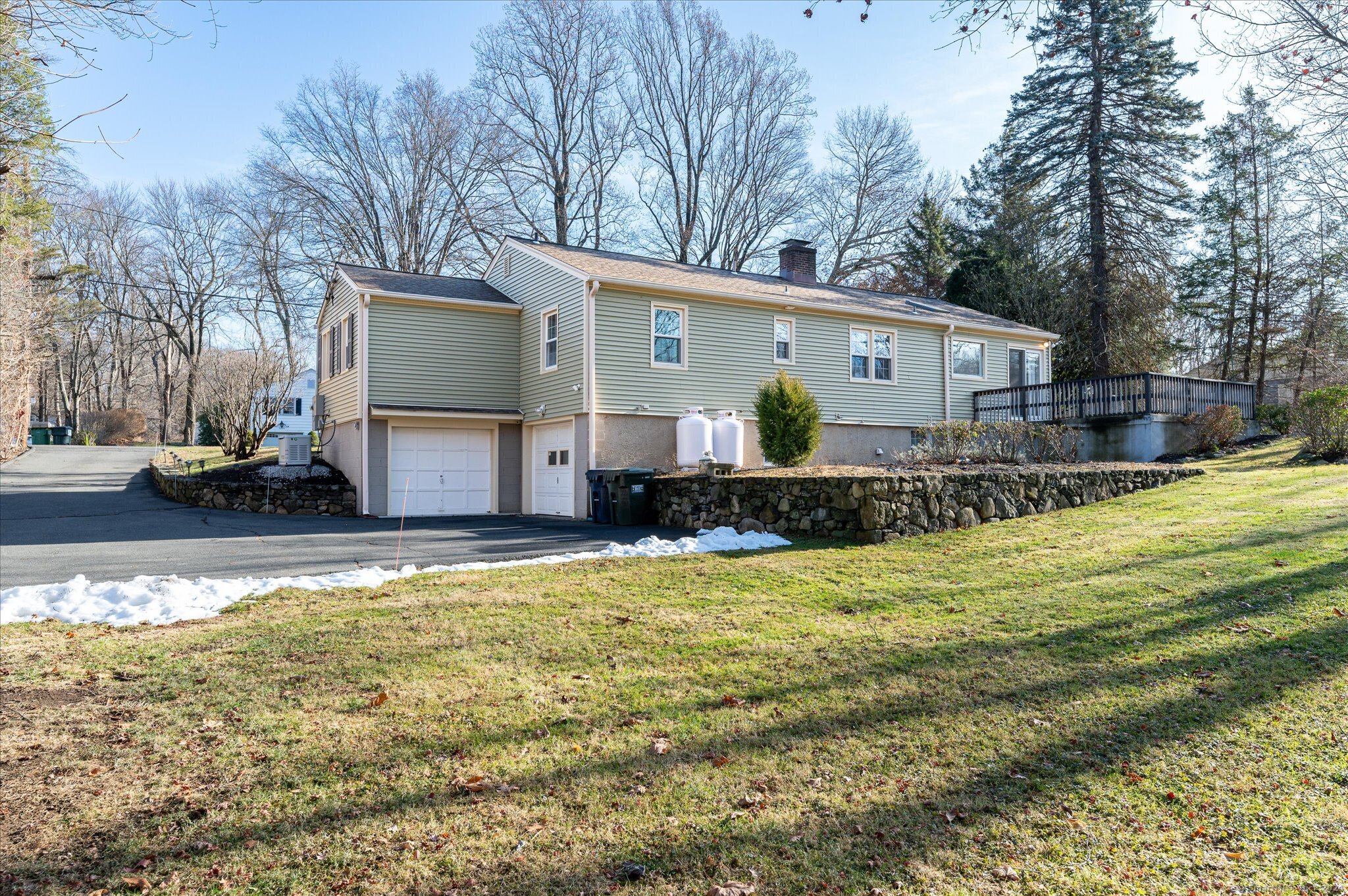 22 Westview, Bethel, Connecticut 06801