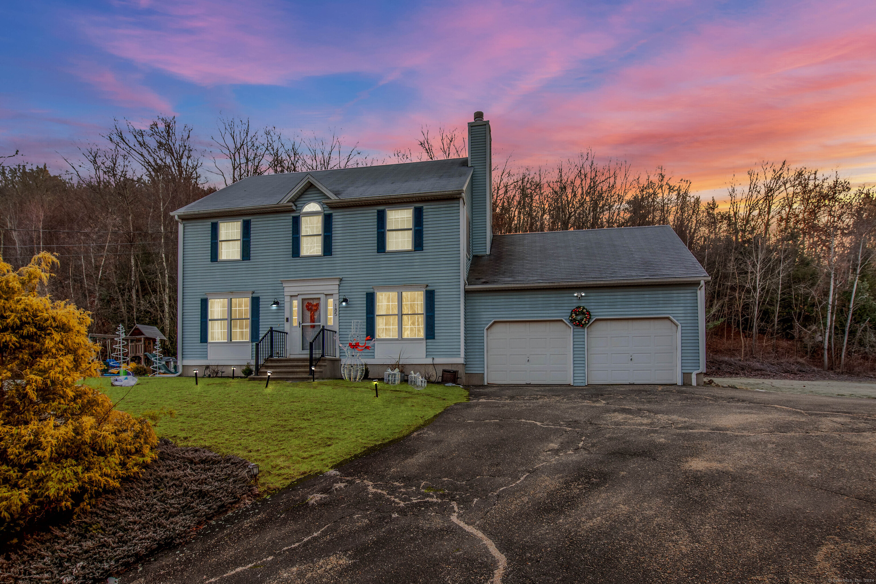 185 Greystone, Plymouth, Connecticut 06786