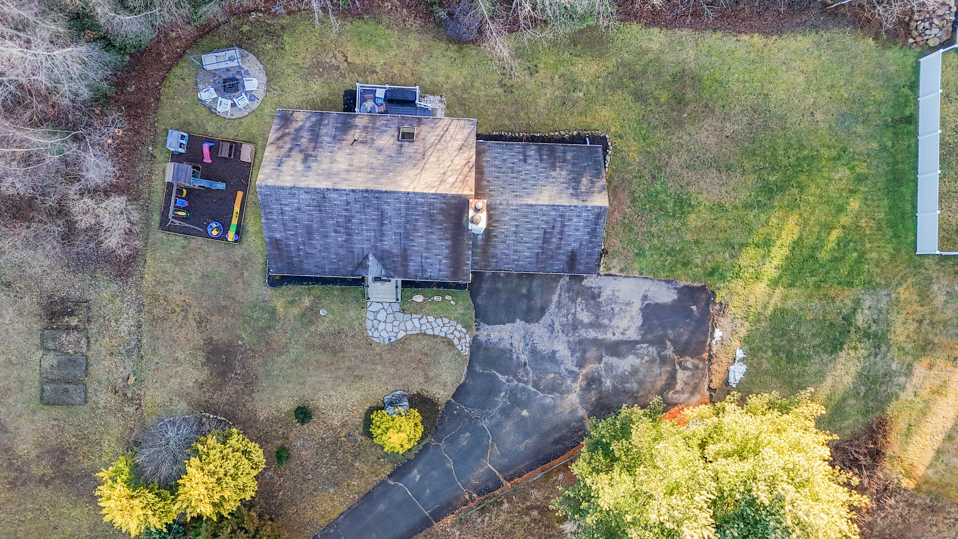 185 Greystone, Plymouth, Connecticut 06786