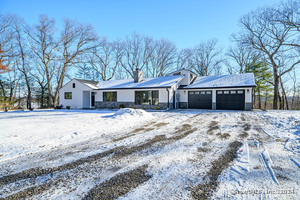 11 Cedar Hill Road