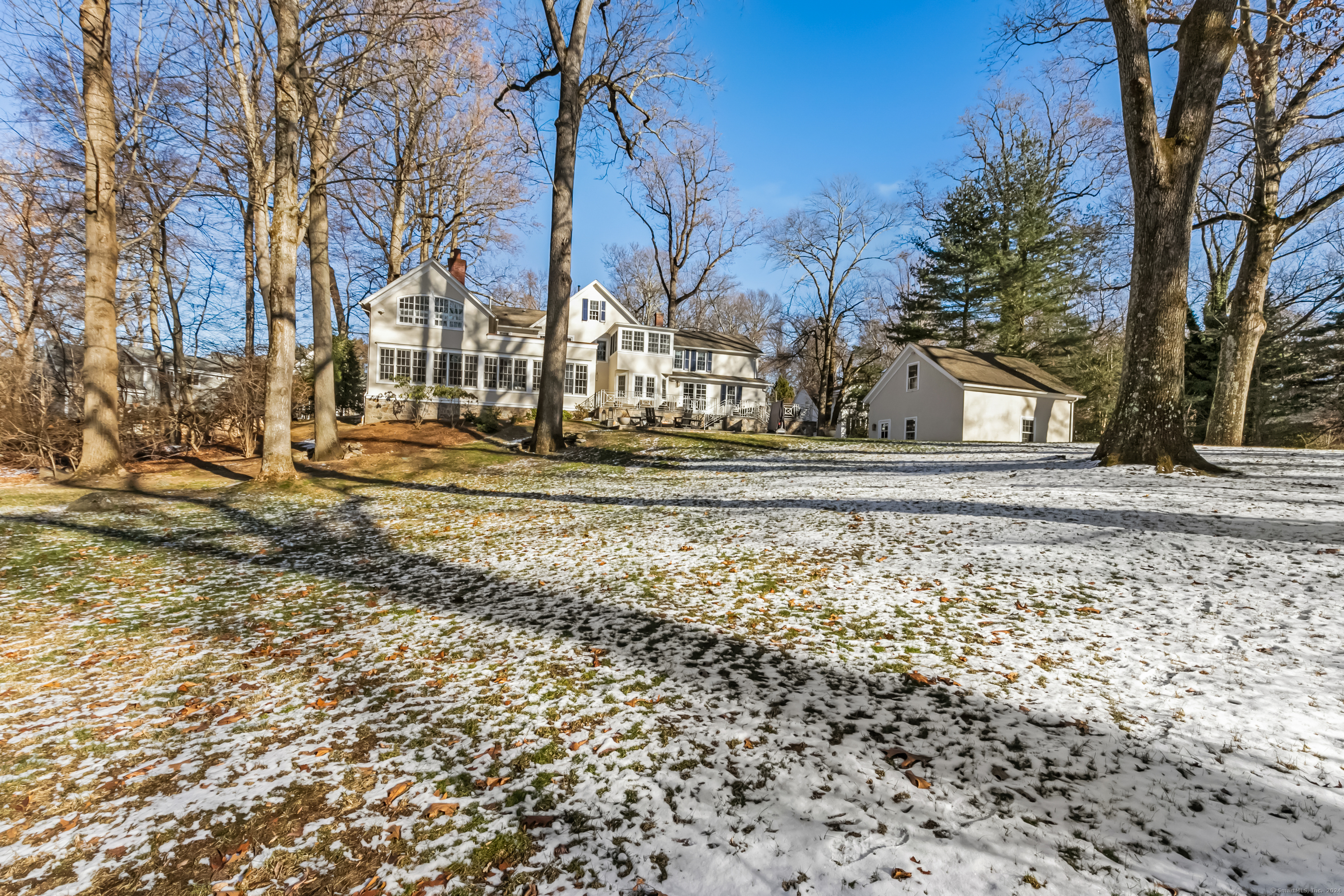 1123 Round Hill, Fairfield, Connecticut 06824