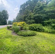 Homes for sale in Wolcott, CT | 2 Old Farms Rd, Wolcott, CT 06716 | MLS# 24065995